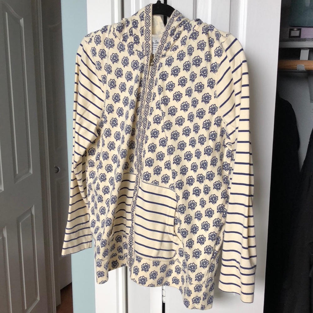 Lucky Brand 1X Cream and Navy Patterned Hoodie